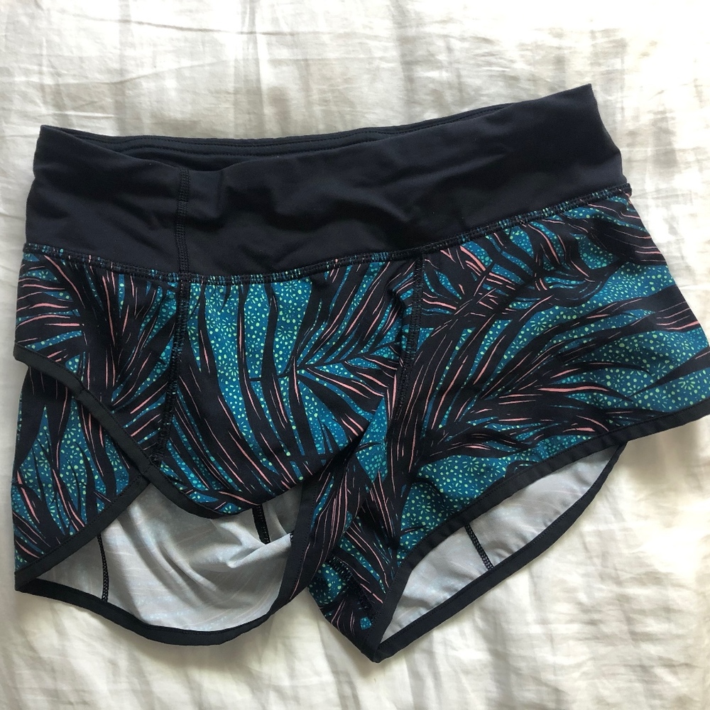 Lululemon Speed Up Shorts with Leaf Pattern